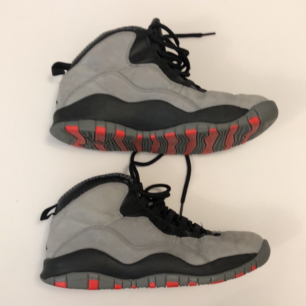 Air Jordan 9.5 Retro 10 Cool Grey Infrared Black Excellent Condition